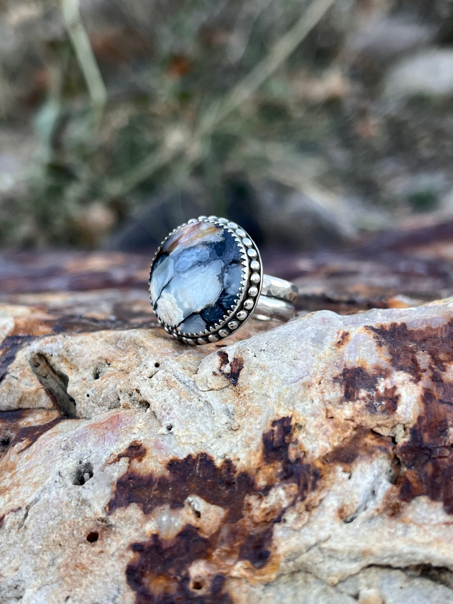 details of a wing double banded ring