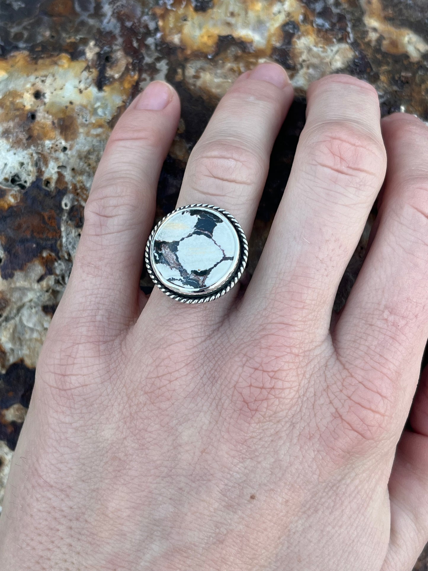 snowy trail double banded ring
