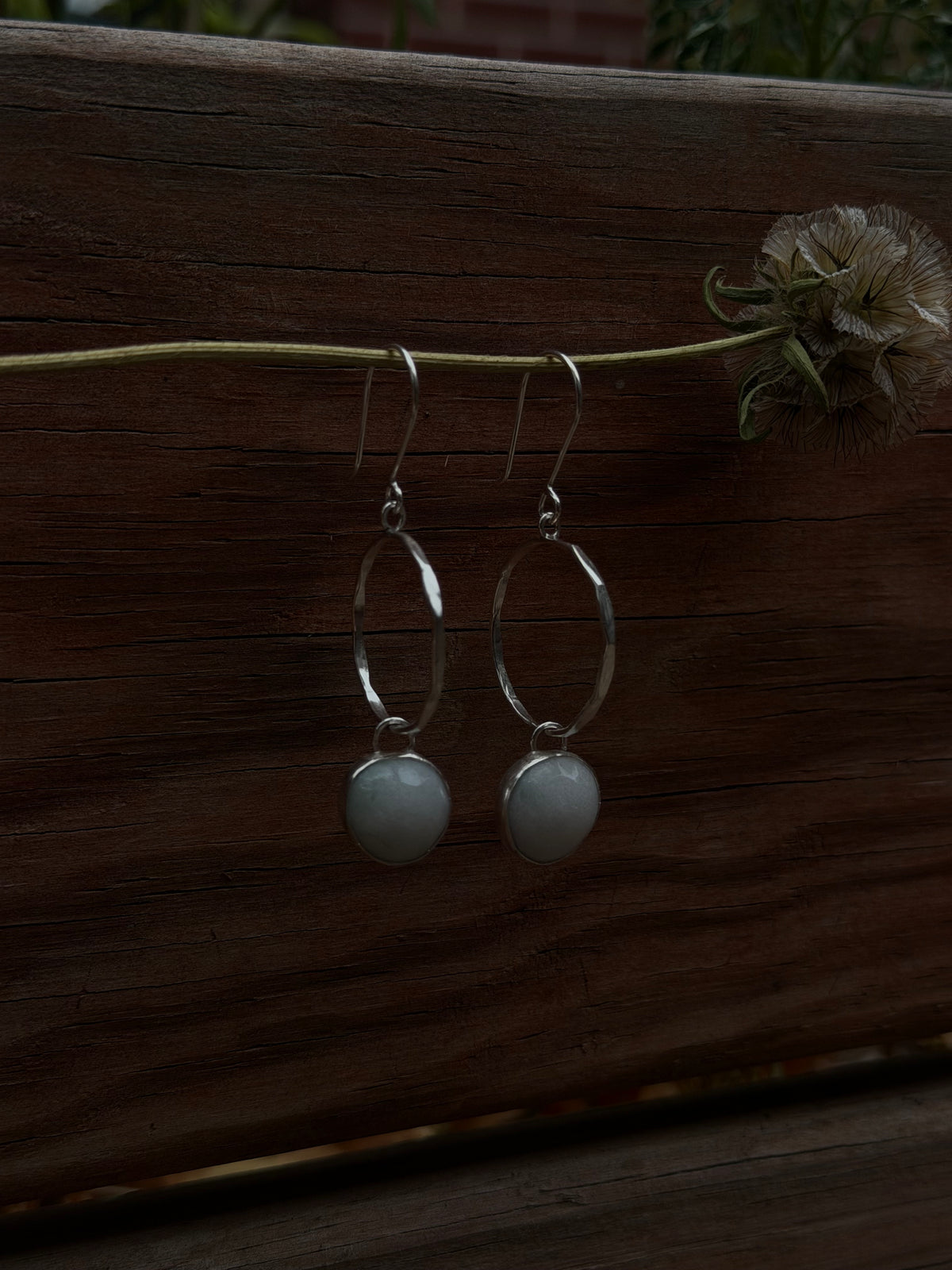 colorado mountain white marble hoops